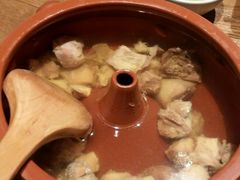 -云海肴·汽锅鸡·云南菜(天山百盛优客店)