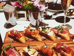 -wineapp葡萄酒餐吧(外滩金融中心店)