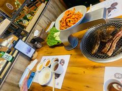 -草家酱蟹炭火烤肉店(珲春南路一店)