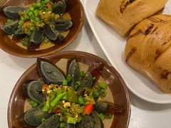 -李与白包子铺(桐梓林店)