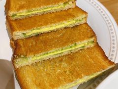 咖椰吐司-HELLO 27 意面·沙拉·帕尼尼