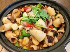 酱爆砂锅鱿鱼小管-春家·非遗手工小吃(徐汇万科广场店)