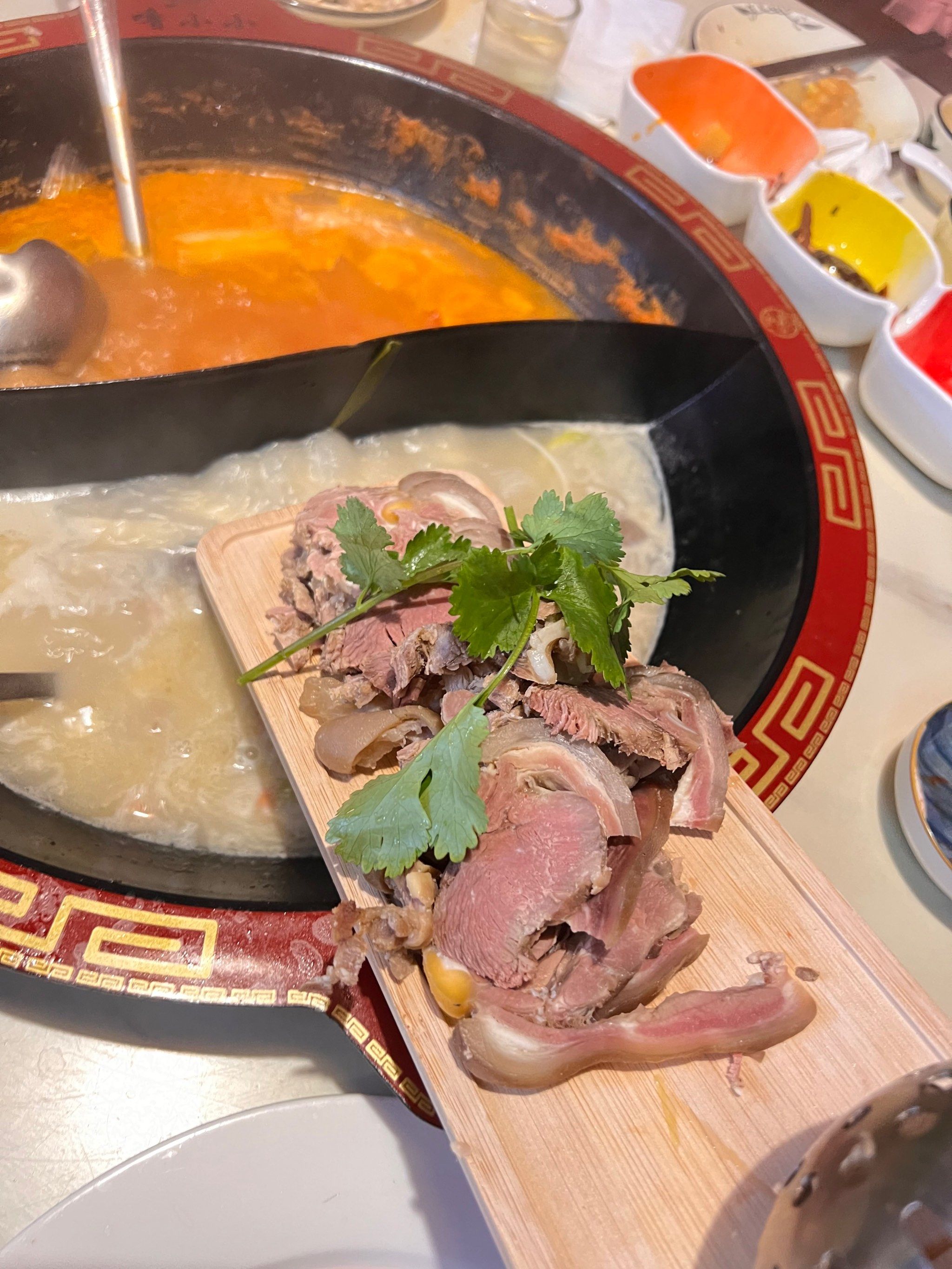 在厦门吃到贵州凯里酸汤鱼,苗家特色菜只因他们家🈶
