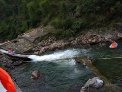 -安吉龙王山峡谷漂流