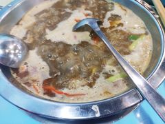 特色牛杂煲-湾区九号鲜切牛肉火锅(明珠南路店)