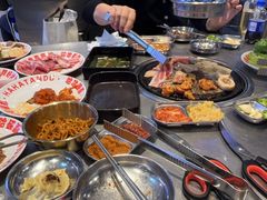 -哈哈碳都·牛肋条无限自助烤肉(台江万达店)