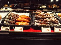 -Salon de The de Joel Robuchon(外滩18号店)