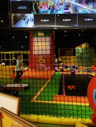 -蹦蹦跳跳(新奥购物中心店)