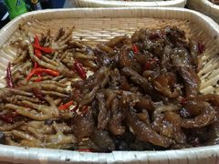 -王婆乔鲜鱼自助火锅(蜀汉路店)