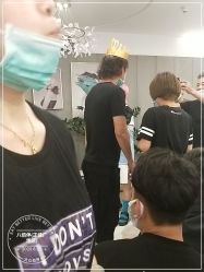 点击看大图 -八佰伴8008星级形象店