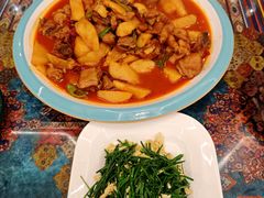 中盘鸡-乡村馕坑肉·烧烤·新疆菜·本地人更爱吃(阿勒泰首店)