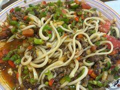 -歹歹的加个面过油肉拌面