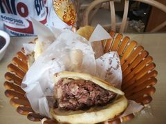 -闫家驴肉老店(华电一校店)