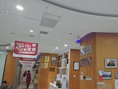 -雅悦齿科(顾村公园店)