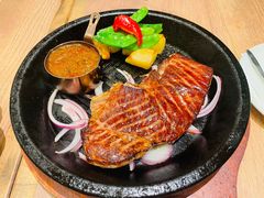 -玛格萝妮比萨屋(四平店)