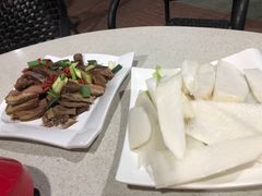 -墨脱石锅椰子鸡•香草鸭•东山羊(大东海店)