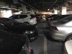 -伟东·乐客城-停车场