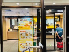 -麦当劳(军博店)