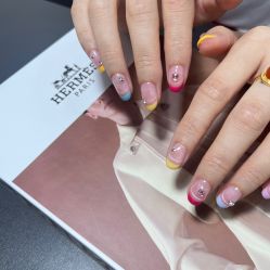 -槿里日式美甲工作室