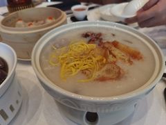 -景月阁空中食府(希尔顿酒店)
