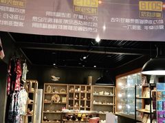 -三亚火车头万人海鲜广场