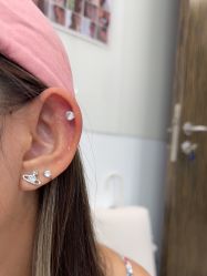 -AI艾耳·专业手工耳洞·穿孔美学馆