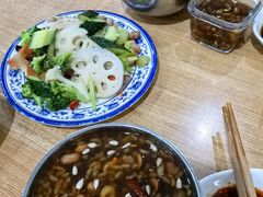 -清真老铁家灌汤包