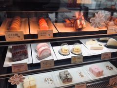 面包甜点陈列柜-麦当劳(无锡滨湖万达店)