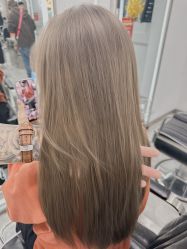 -Coo Hair salon
