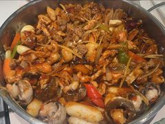 -黄记煌三汁焖锅(新佳丽江汉路店)