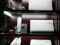 -艾豪森酒店(西安大雁塔大唐不夜城店)