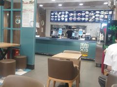 大堂-魏家凉皮(铜锣湾店)