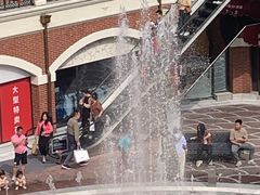 -佛罗伦萨小镇广佛名品奥特莱斯(疏港路店)