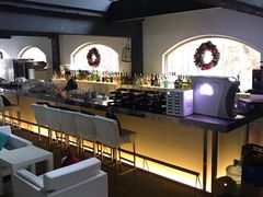 -穹六人间 people 6(岳阳路店)