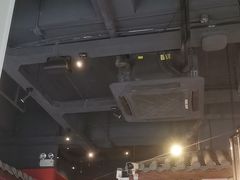 -川流不息·地道川菜·小龙虾(新松江路店)