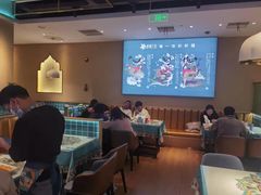 大堂-楼兰古丽·新疆拌面·清真(华阳城店)