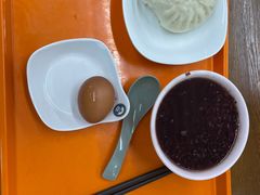 胡萝卜肉包-梅园食堂