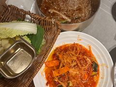 -草家酱蟹炭火烤肉店(珲春南路一店)