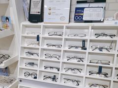 -诺柯视眼镜-蔡司依视路官方工厂店(淞南一店)