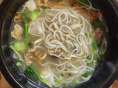 -勺子米线·云南传统小吃市集(四方街店)