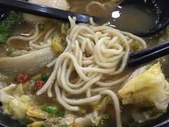 -龙记桂林米粉(财满街店)
