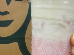 可甜草莓生咖-星巴克臻选(福州五四路分店)