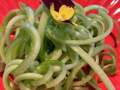炝拌鲍芹-金海华·悦食东方(苏州中心商场店)