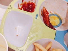 -黄记煌三汁焖锅(新佳丽江汉路店)