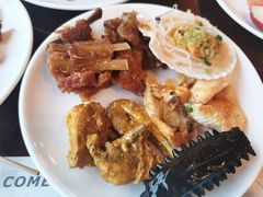 -荣誉国际酒店-云顶旋转餐厅