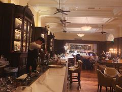 -LONG BAR 廊吧(外滩华尔道夫酒店)