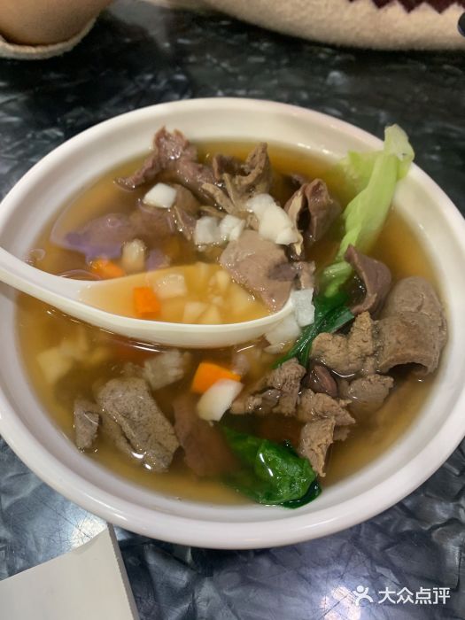 燊意布拉肠云吞面(中山四路店)牛三星汤图片