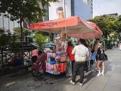 -詹爷爷乌节路街头冰淇淋