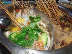 鸳鸯锅底-袁记串串香(川师店)