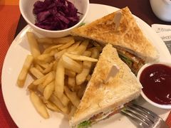 -大雁塔假日酒店·绿茵阁西餐厅